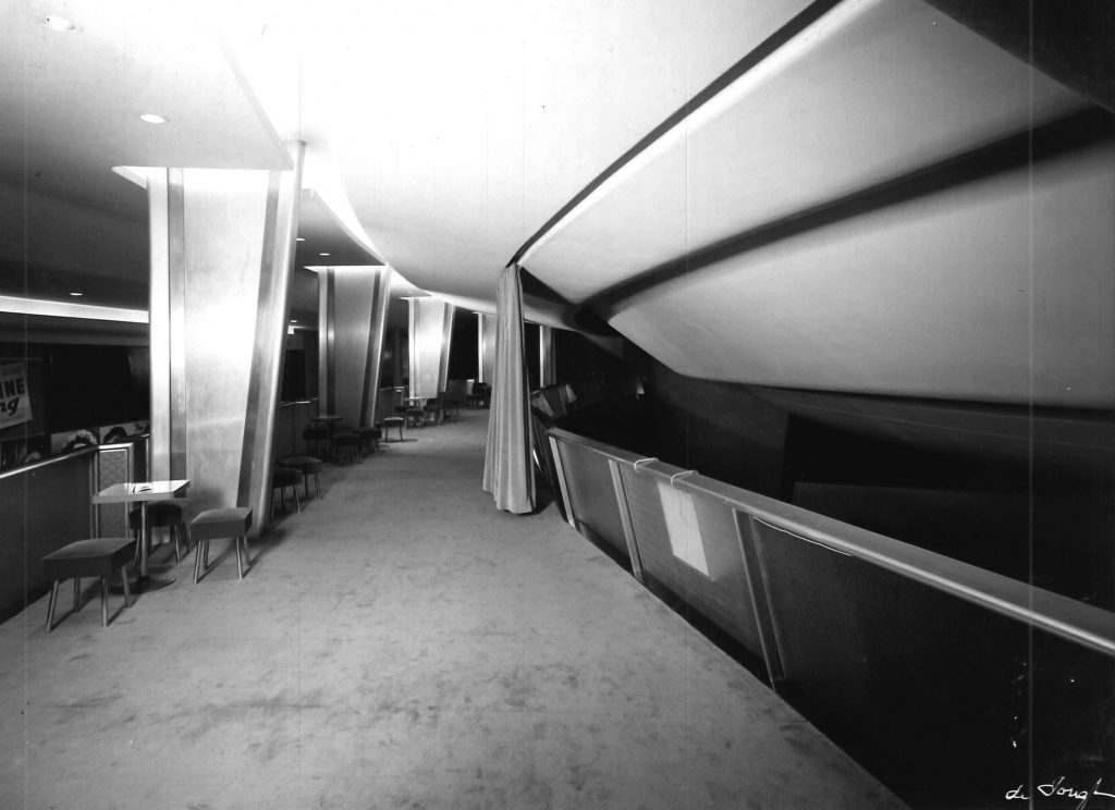 Le promenoir, photo d'archives - Le PLAZA Genève noir et blanc