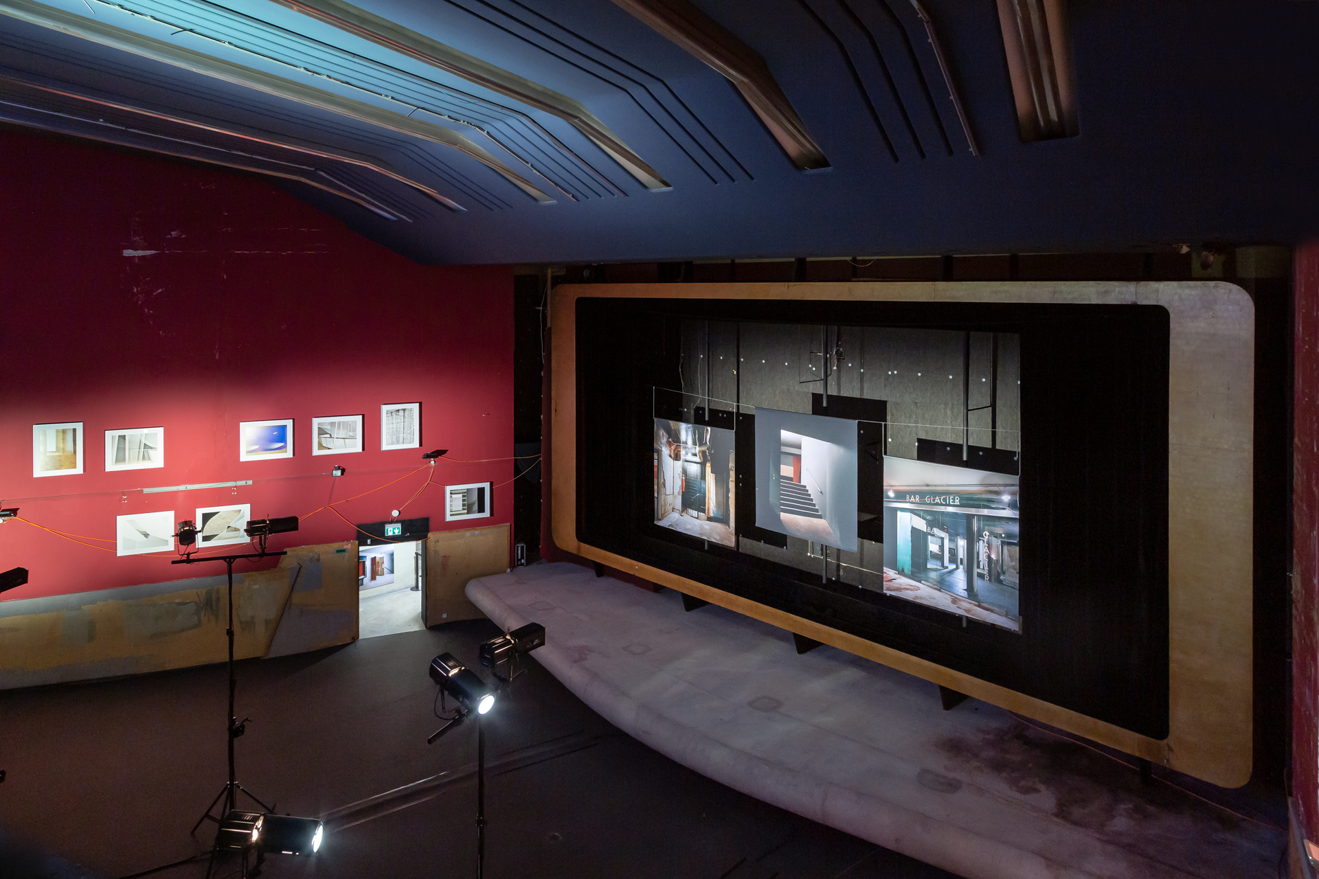 Vue de l'exposition Photogénies, photo Raphaelle Mueller, 2022